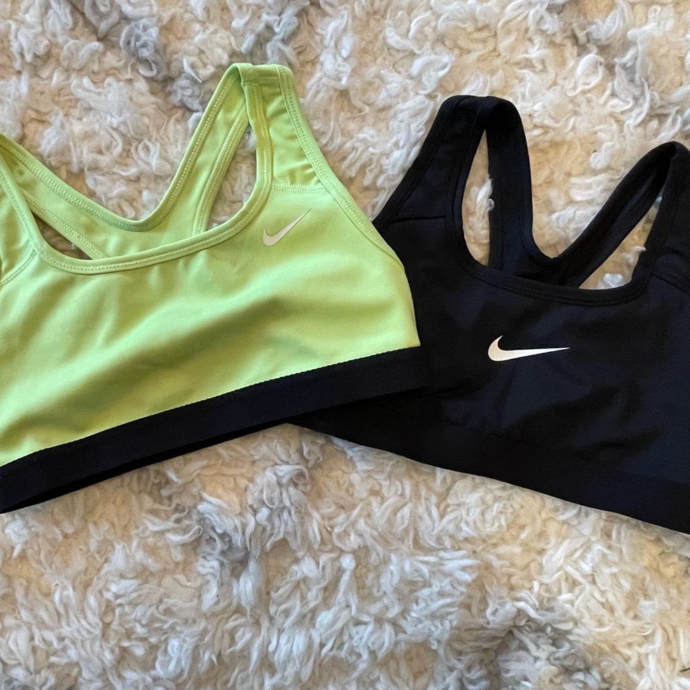 Nike girl's M Sports Bras - Black and Green
